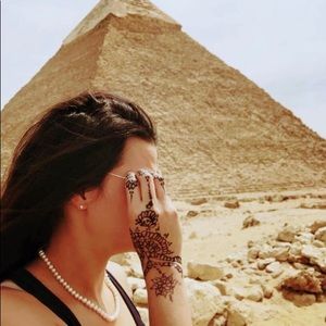 Meet your Posher, Melissa